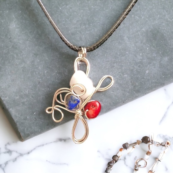 Jewelry - Red, White and Blue! 🇱🇷 Pendant